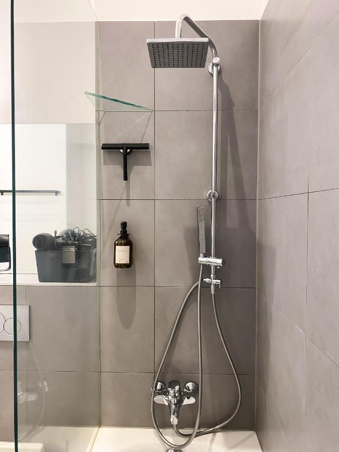 Apartamento Modernes Loft-apartment Inkl Tiefgarage Im Zentrum Leipzigs *